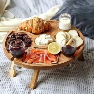 Mesa de aperitivos de madera redonda